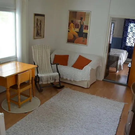 Luntinmaeen Omakotitalo Villa *