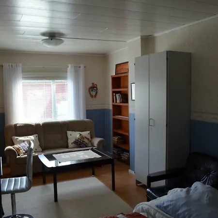 Luntinmäen Omakotitalo Huvilat