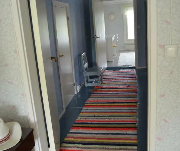 Luntinmaeen Omakotitalo 别墅