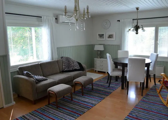 Вилла Luntinmaeen Omakotitalo